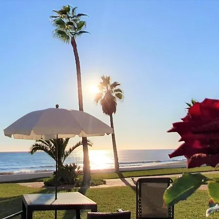 Sea Front House Sandra D Ситио-де-Калаонда