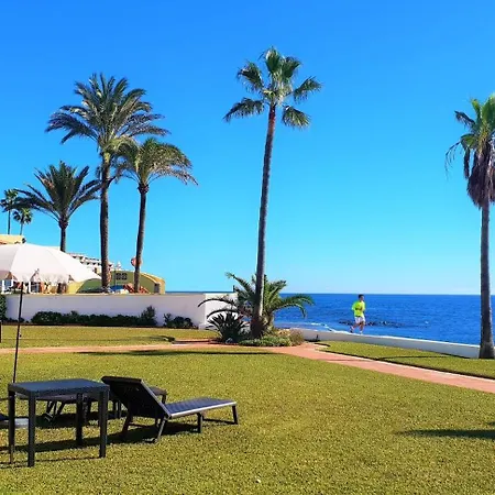 Sea Front House Sandra D Дом отдыха