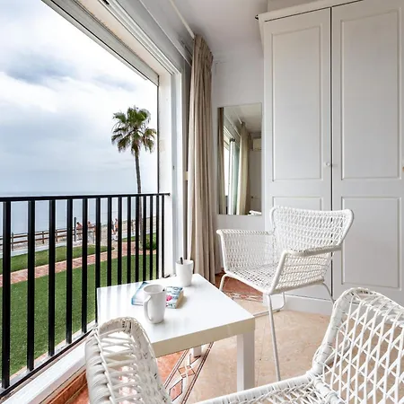 Sea Front House Sandra D Ситио-де-Калаонда
